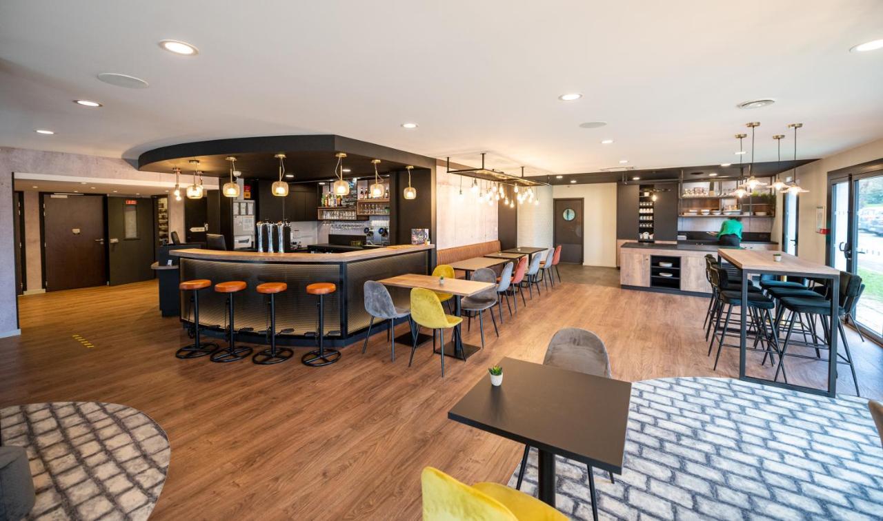 Kyriad Hotel Laval Laval  Eksteriør bilde